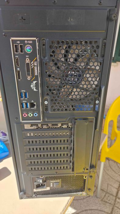 PC GAMING procuras algo bom e barato aqui tens 1 boa opçao