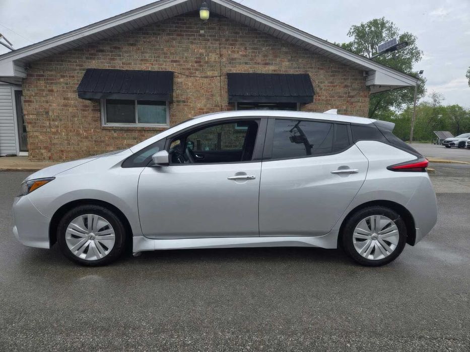 Nissan Leaf Plus      2023