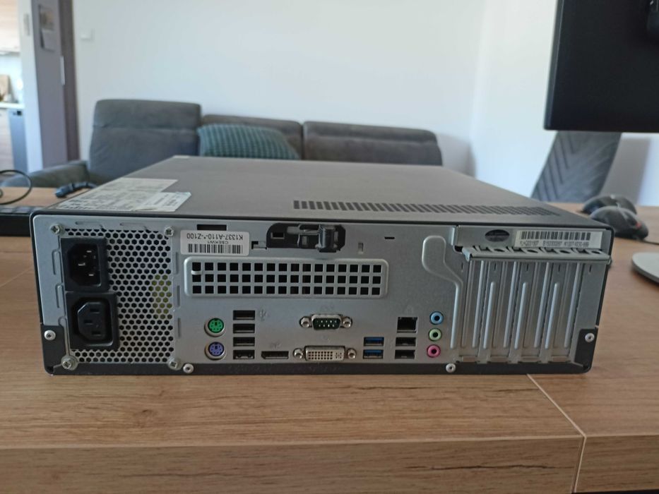 Komputer stacjonarny Fujitsu DT8