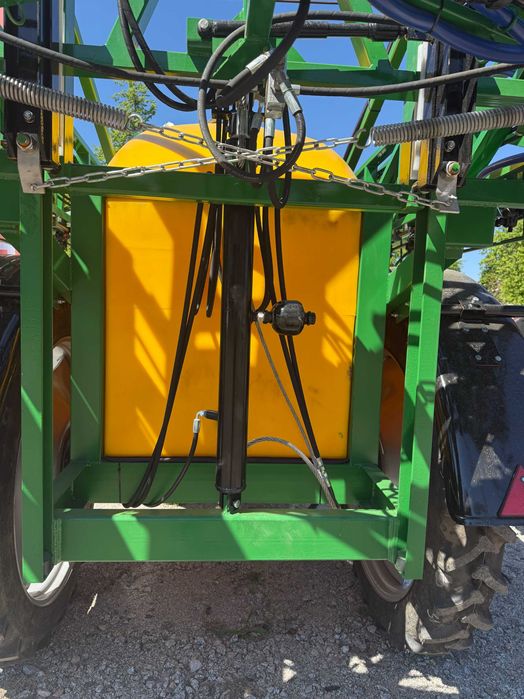 Обприскувач ВЕКТОР – 3000-24