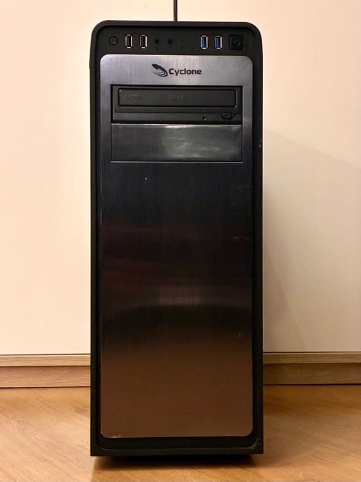 Komputer stacjonarny