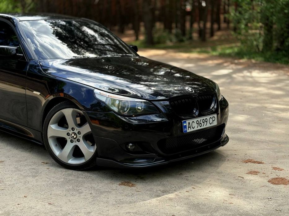 BMW E60 523I