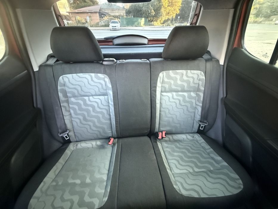 Продам Skoda Fabia 2 1.2 газ/бензин