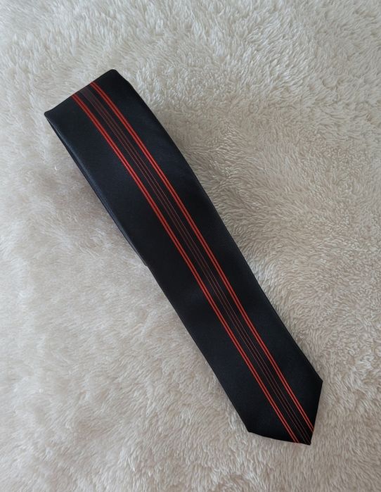 Krawat Męski Slim Czarny Czerwony Elegancki Wąski do Garnituru Wesele Biznes