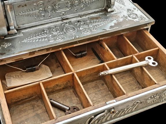 Registadora Histórica NATIONAL Cash Register (NCR) 1884