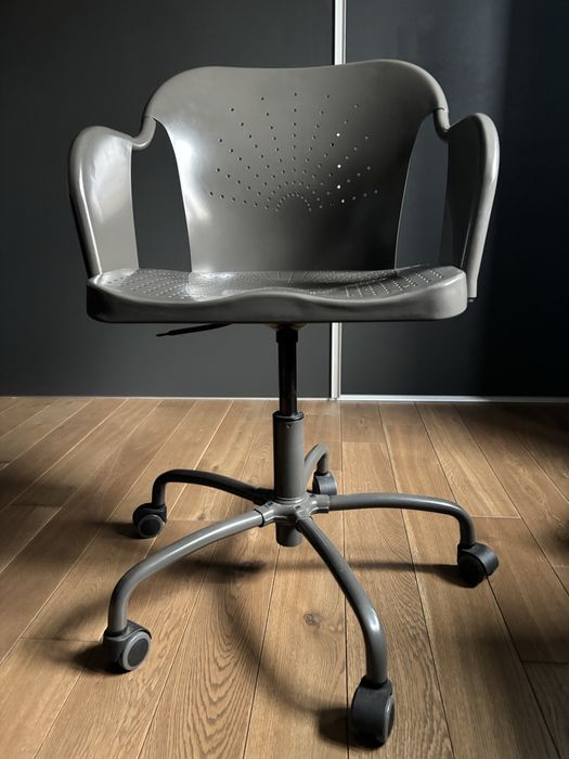 Krzesło obrotowe Ikea Roberget