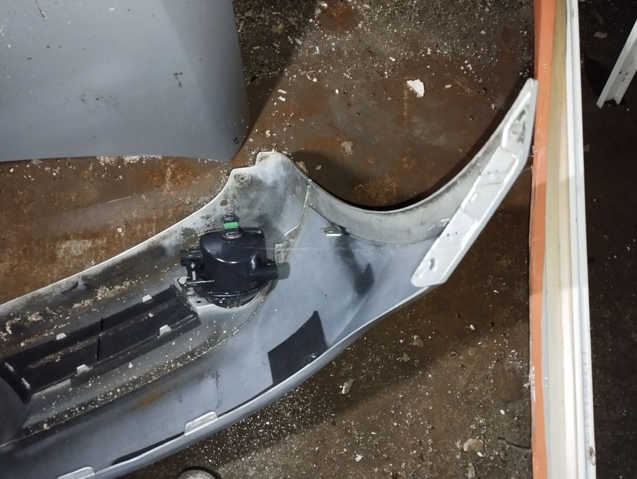 Pára-choques BMW E90 (pré-LCI)