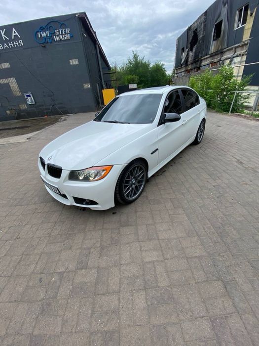 BMW е90 335і 2008