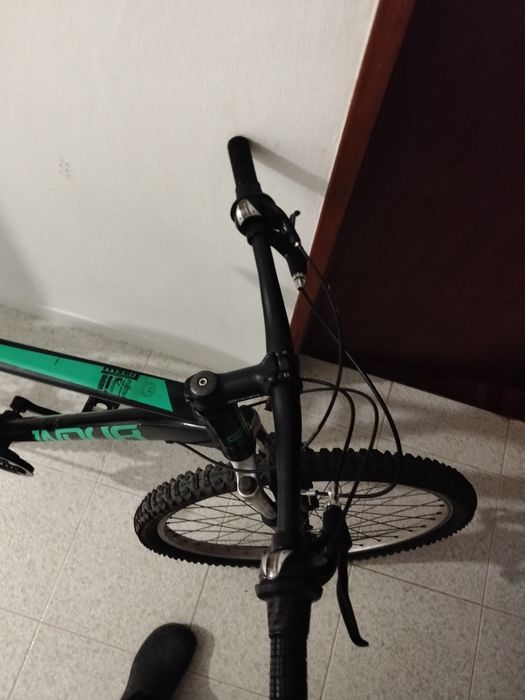 Eu estou a vender um bicicleta