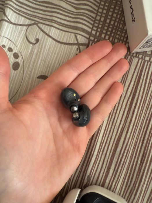 Samsung Galaxy Buds2 — оригинальные беспроводные наушники