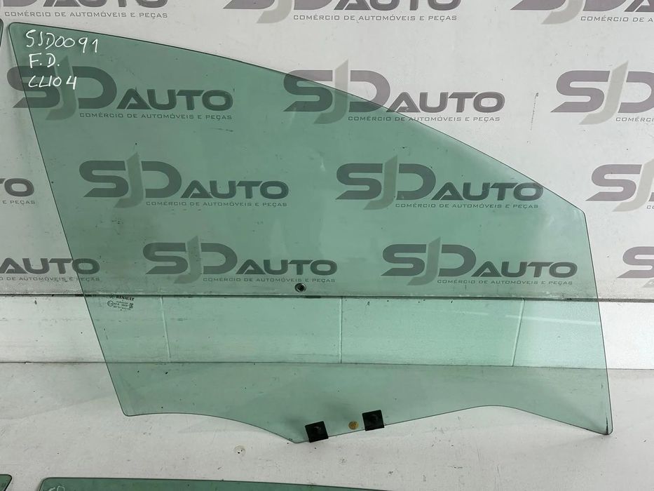 Vidro Frente / Trás Direito / Esquerdo -  Renault Clio IV (2018)