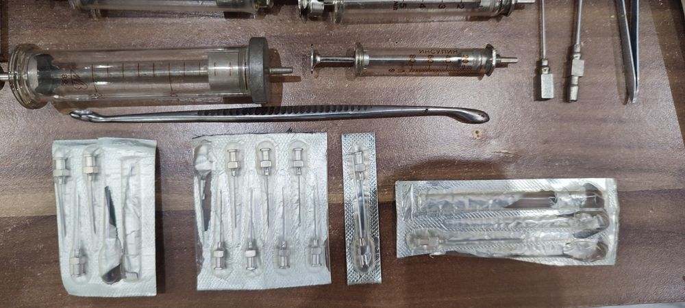 Медицина, медичний,Мега Лот Стерелизатор, Шприці,антикваріат, колекція