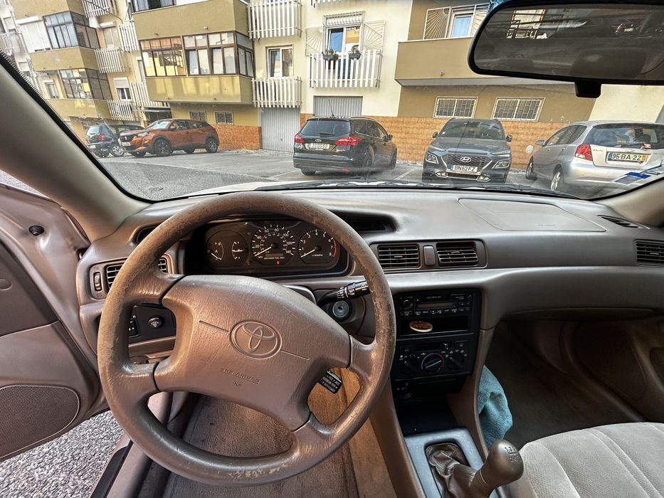 Toyota Camry 2.2