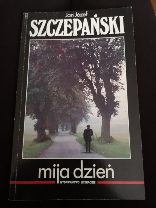 Książka : mija dzień