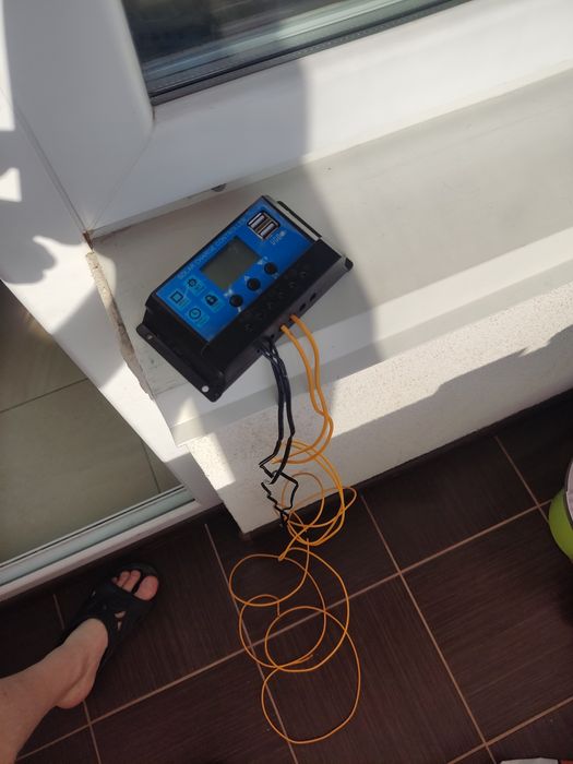 Сонячні панелі , конвертор