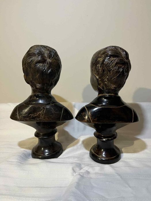 Popiersia chłopca z brązu 2 szt.