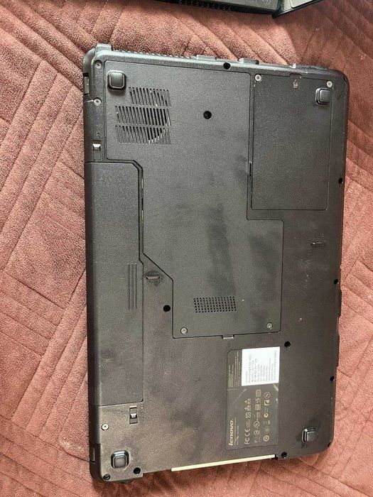 Ноутбук Lenovo G555 зіпсований шлейф
