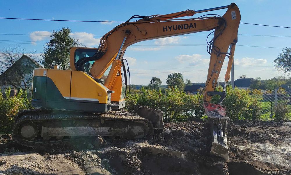 Гусеничний екскаватор Hyundai Robex 145-9