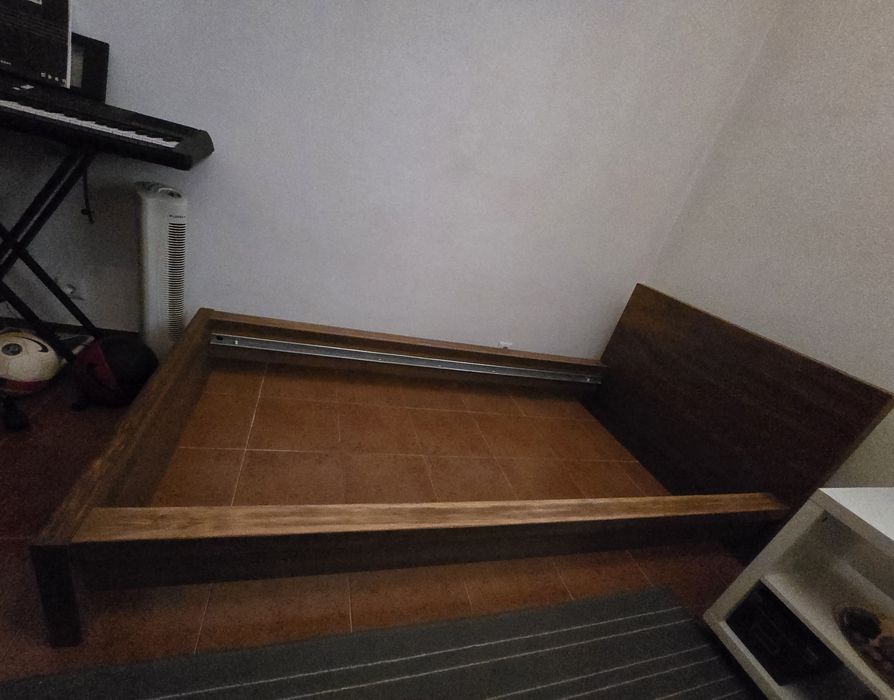Estrutura de cama Malm Ikea