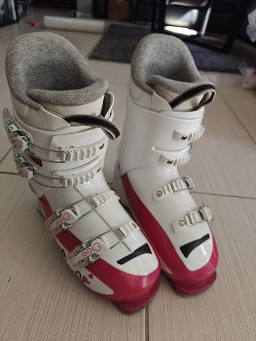 Buty Rossignol Fungirl skorupa 285 rozmiar 245
