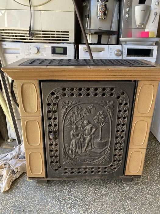 Чудесна німецька пічка-камін