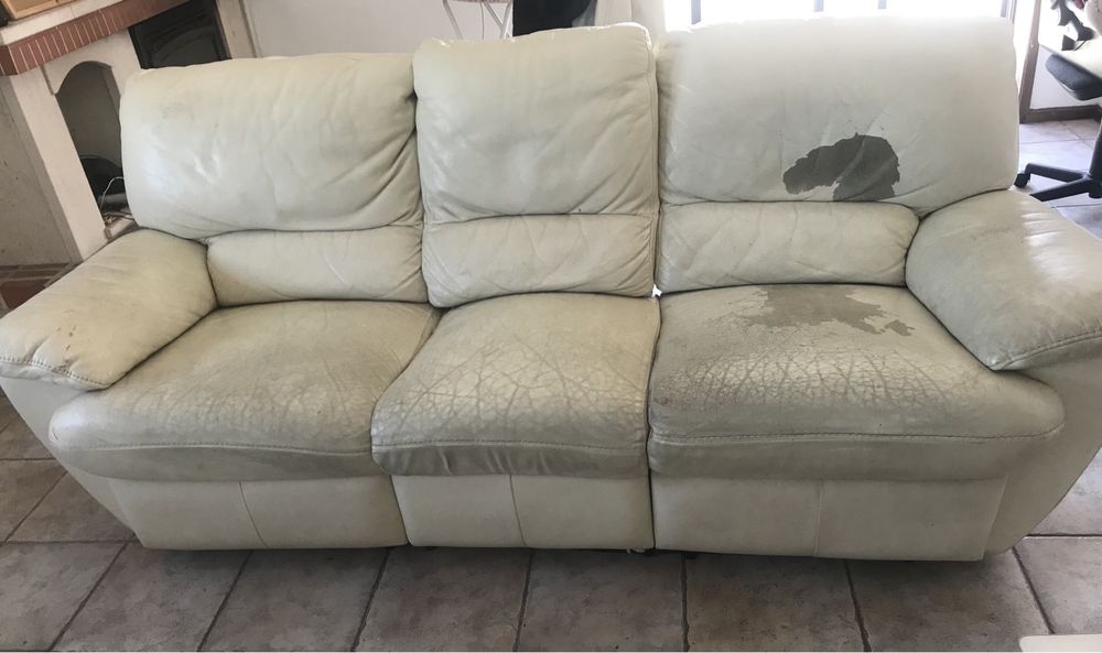 Sofá reclinavel.