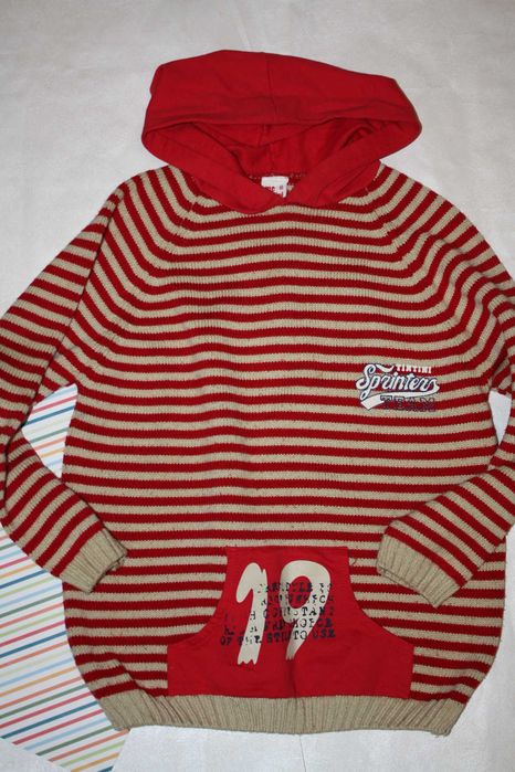 Светр-худі теплий хлопчикові ,дівчинці 6/7 років,р-116/122,відмінне