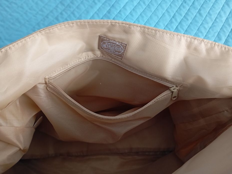 Bolsa a tiracolo DKNY