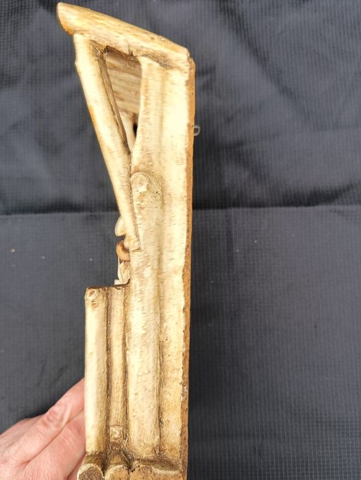 Ceramiczna dekoracja Matka Boska z Dzieciątkiem