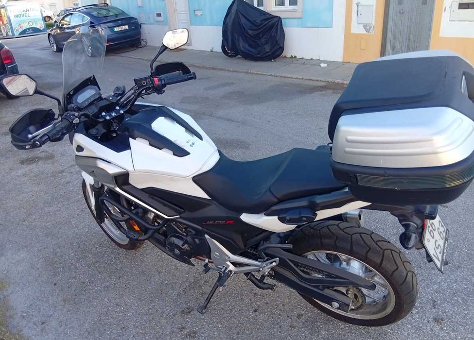 Honda NC750 Moto de garagem praticamente nova