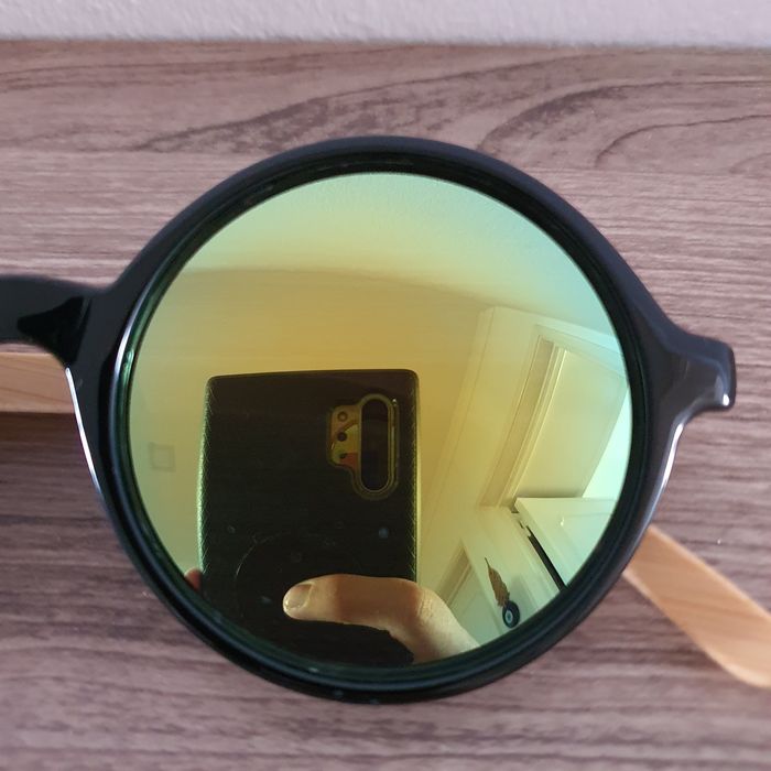 Óculos de Sol espelhados com haste em madeira