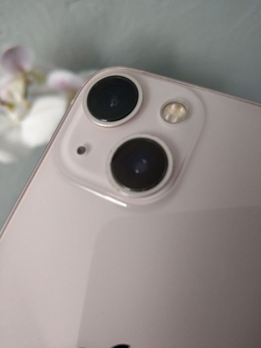 iPhone13  mini iClaud на запчастини