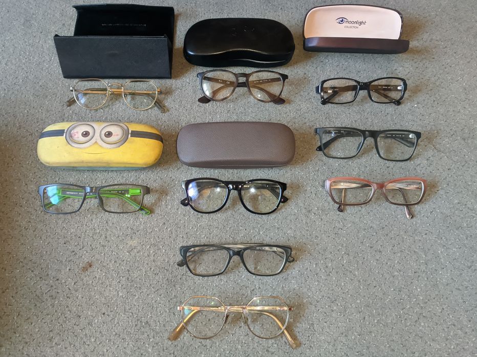 Oprawki korekcyjne okulary etui zestaw Ray Ban i różne inne