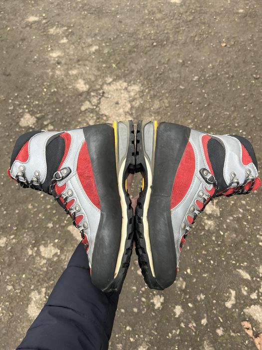 Продам черевики ласпортіва на горетексі