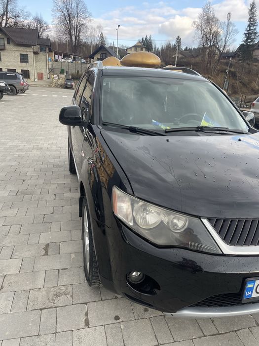 Продам міцубіши аутлендер