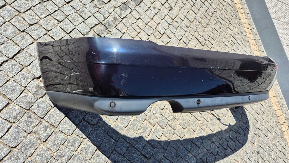 Para-Choques Traseiro Audi A4 B5 8D Sedan Facelift Com Lip e Sensores Originais