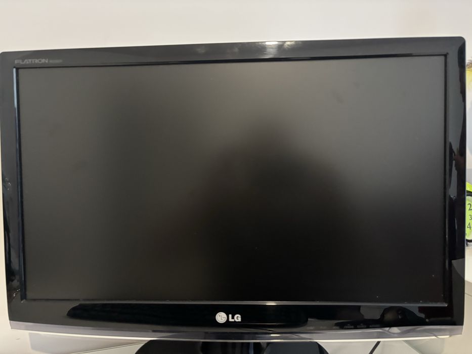 Monitor LG LCD 23-cale