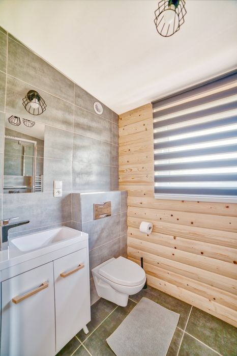 Promocja last-minute od 1 września...tylko 500 zl doba sierpień...domek z nowym duzym basenem i jacuzzi.