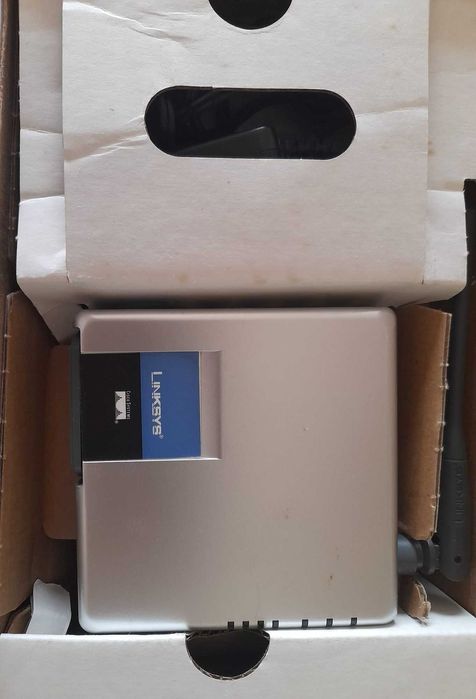 Compact Wireless-G Broadband Router WRT546 C