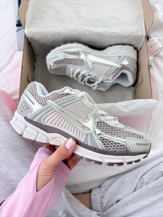 ‼️Nike Zoom Vomero 5 Metallic Silver Platinum Violet трендові жіночі кросівки найк зум вомеро 5 сітка