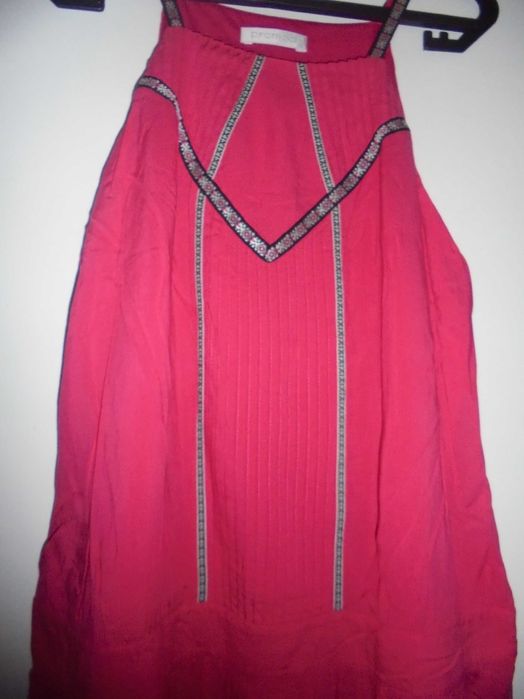 vestido de de mulher cor de rosa