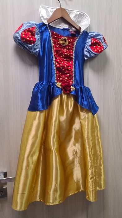 Sukienka  rozmiar 122/128