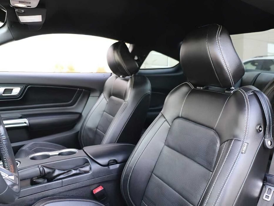 Ford Mustang GT Premium      2023