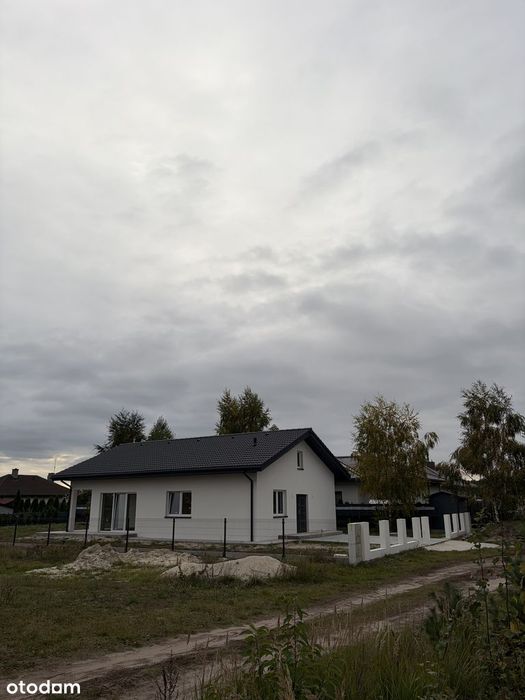 Przytulny dom wolnostojący z ogrodem
