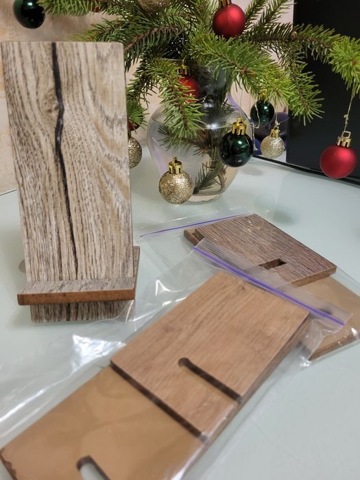 Подставка под телефон