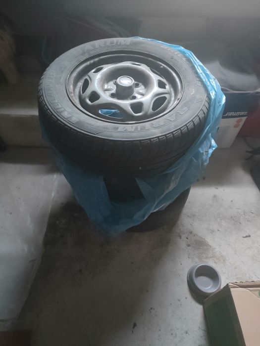 Opony z felgami stalowymi Barum Brilants 185/65/14 4szt