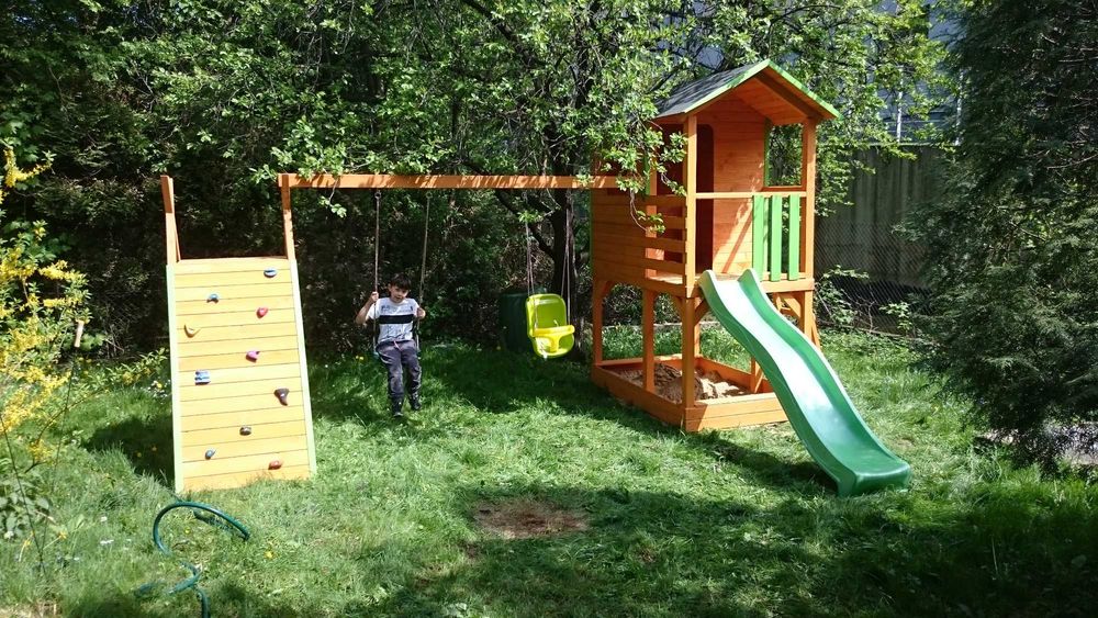 DOMEK w centrum Ustronia do wynajęcia ! duży ogród. bastówka.pl