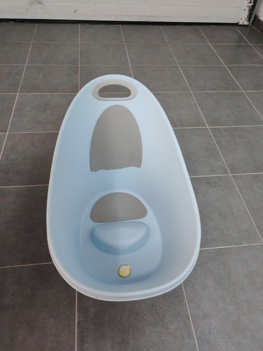 Duas Banheiras bebé