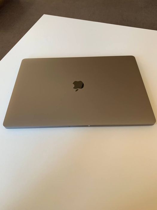 MacBook Pro 16" Space Gray 2019 (MVVK2) i9 16gb 1TB