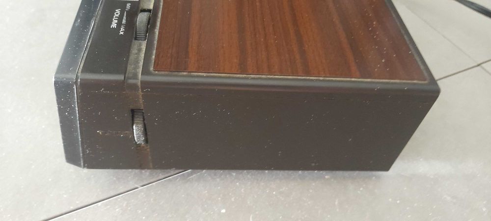 Rádio Despertador Sanyo (vintage)